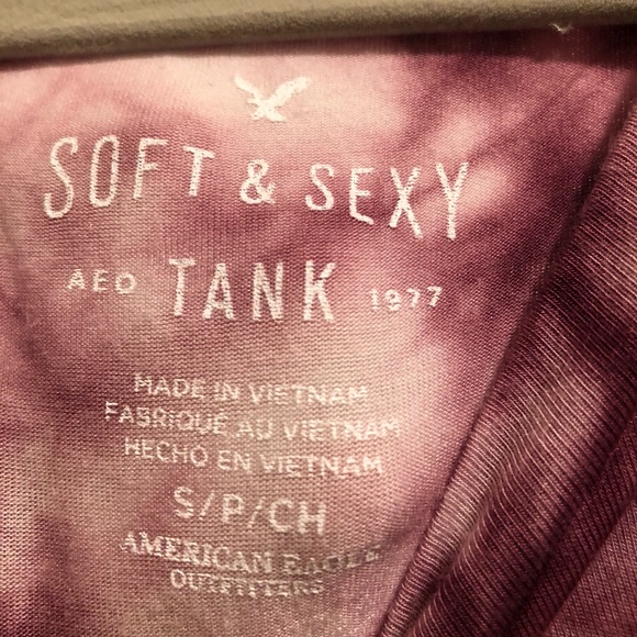 American Eagle Soft + Sexy flowy tank top - Picture 3 of 3